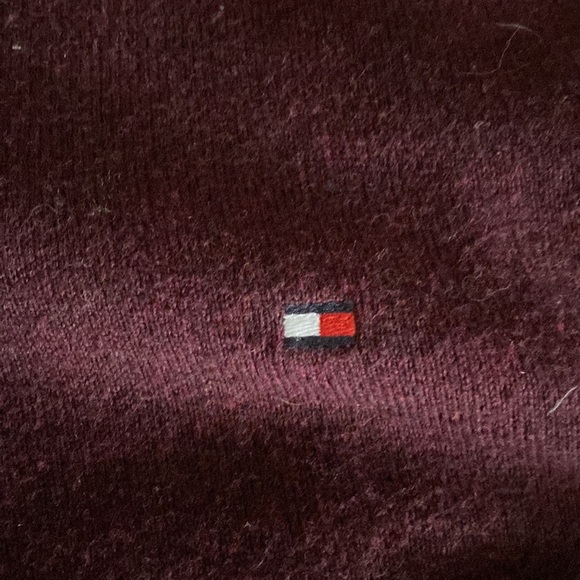 Red sweater - Picture 5 of 5